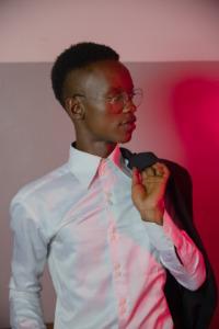 Nia Bel Homme