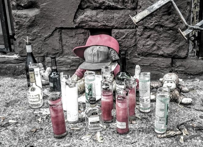 Mémorial impromptu dans les rues d’Albany, NY (USA) – 2016 © Chioma O.